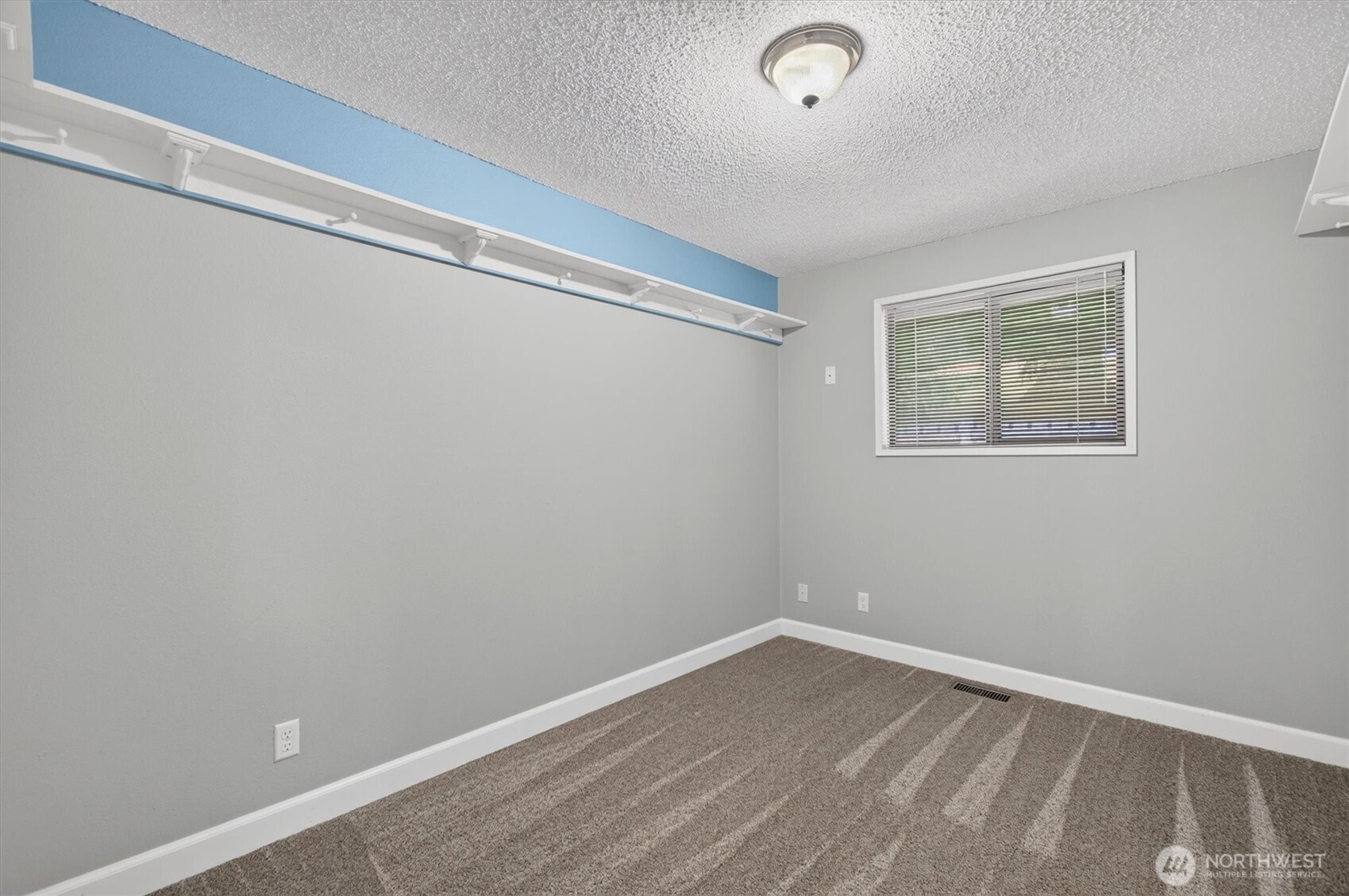 48 Clover Street Property Photo 20