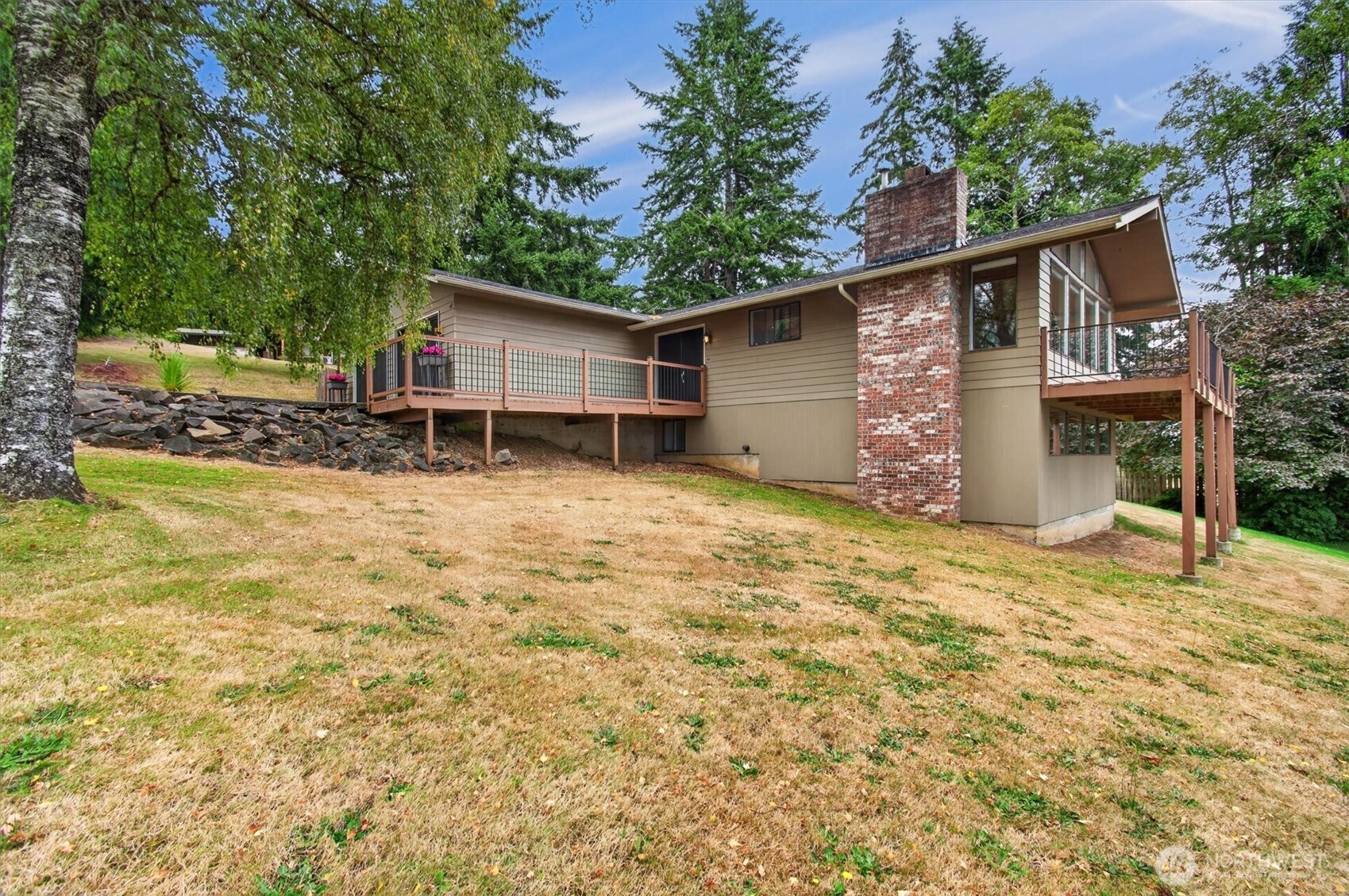 48 Clover Street Property Photo 34