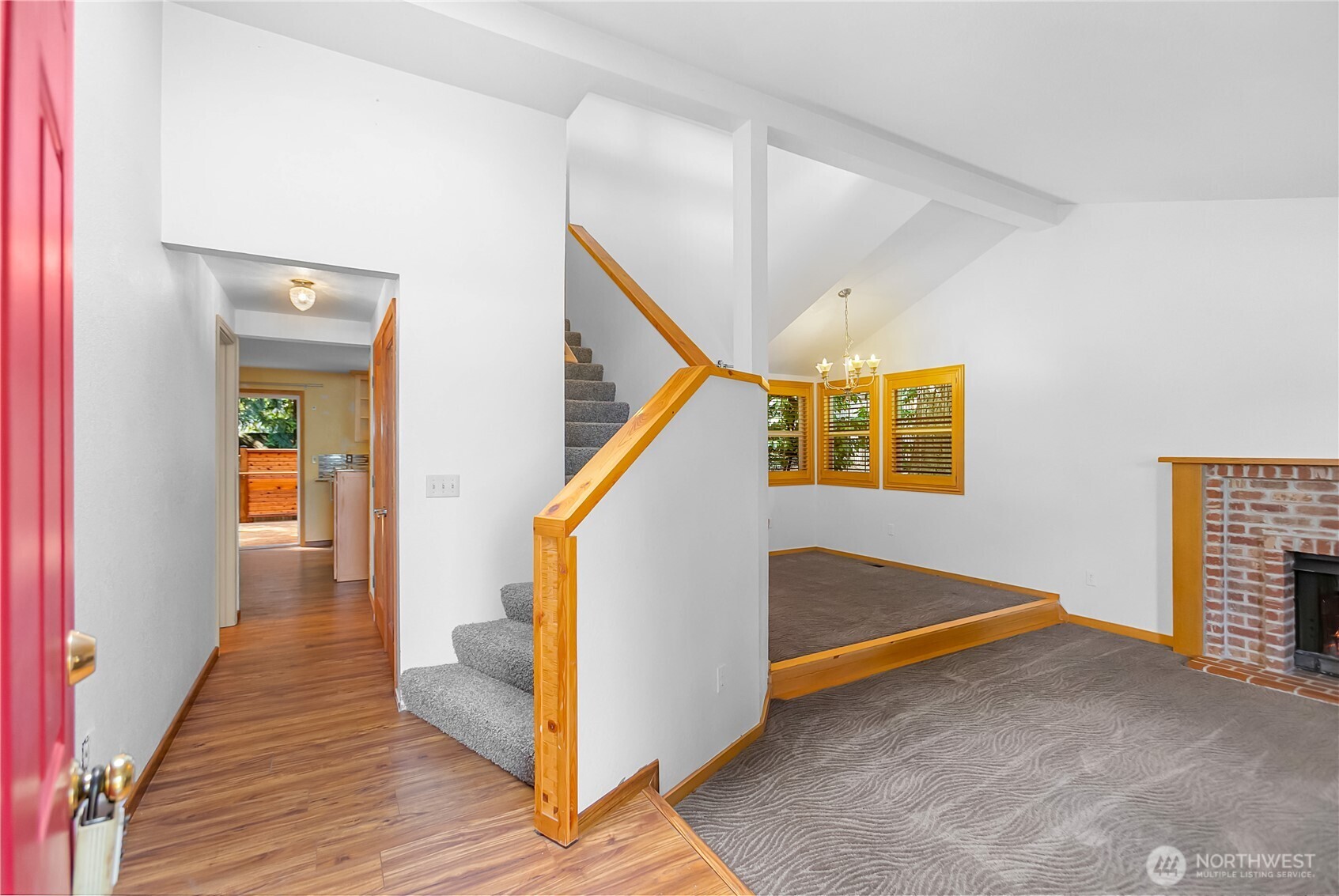 8514 Bender Circle Property Photo 2