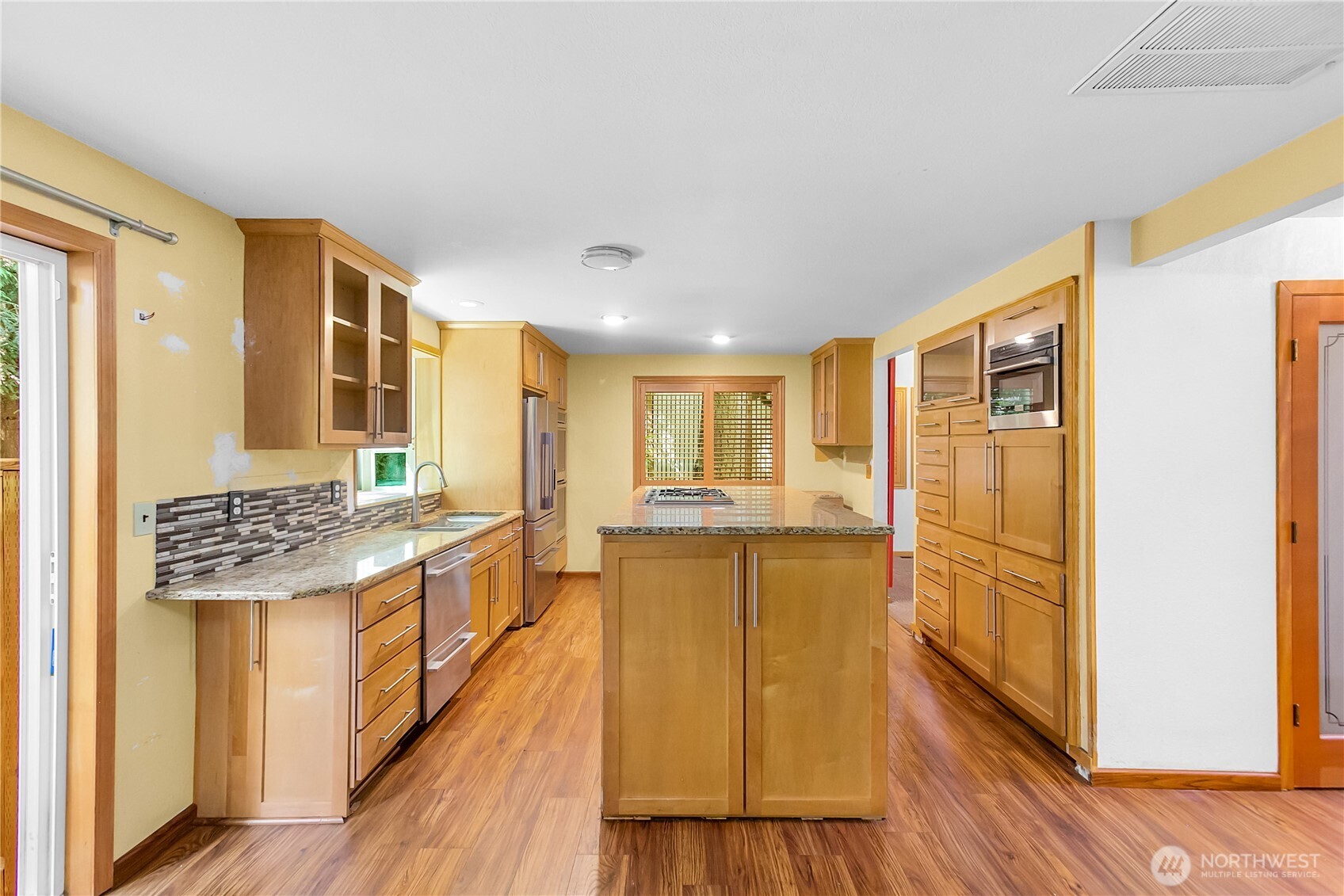 8514 Bender Circle Property Photo 11