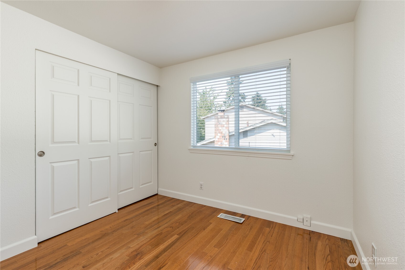 32501 112th Place Property Photo 16