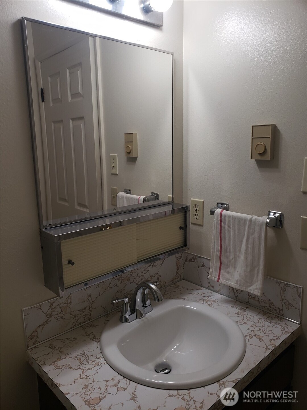 4720 Merlin Street Property Photo 12