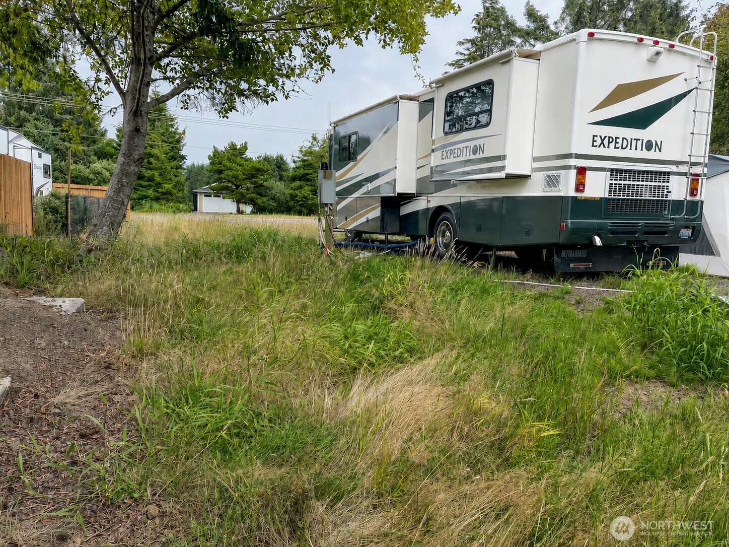 549 Point Brown Avenue Property Photo 8