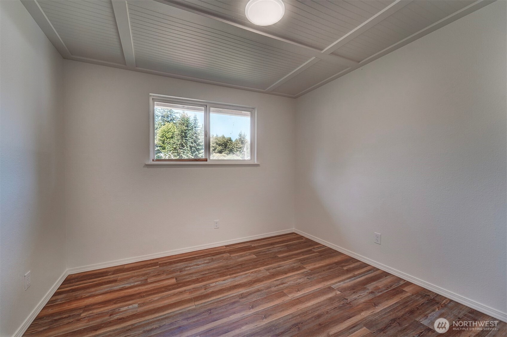 27019 Woodside Road Property Photo 17
