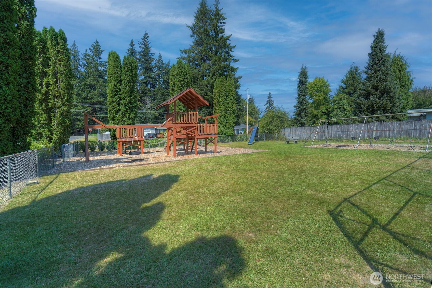 27019 Woodside Road Property Photo 32