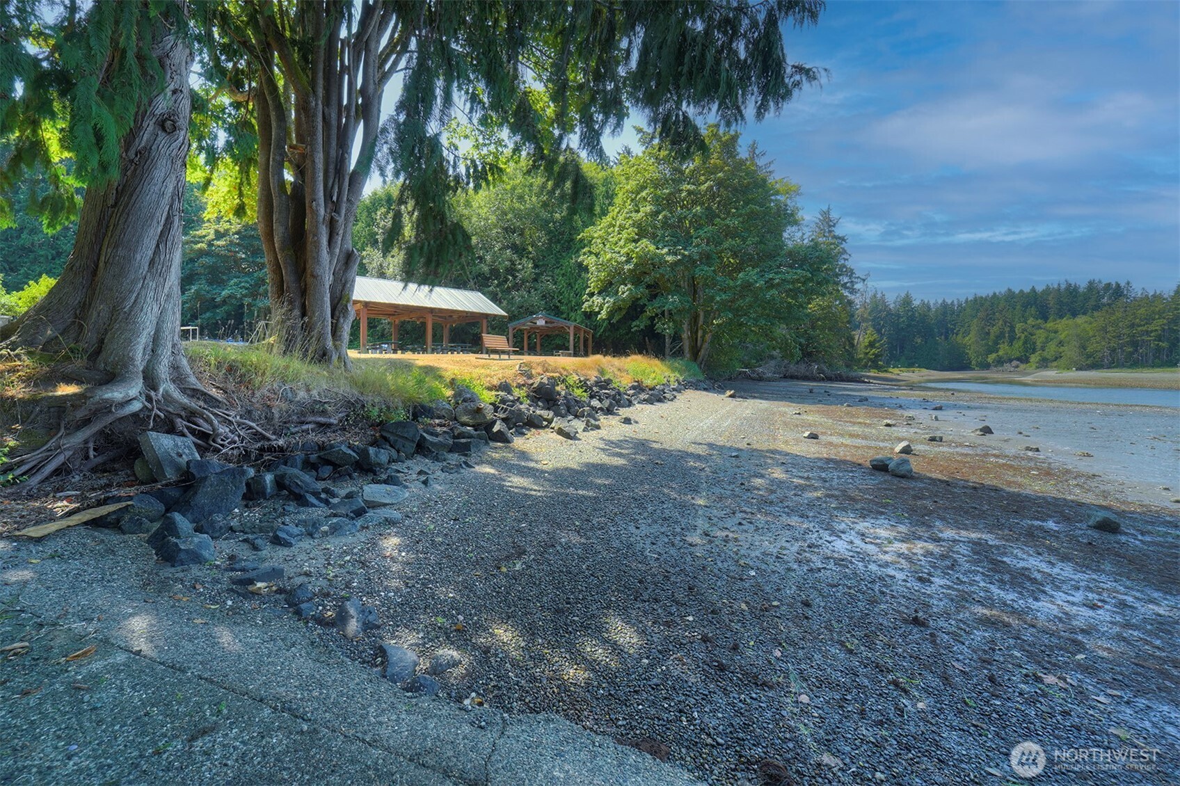 27019 Woodside Road Property Photo 35