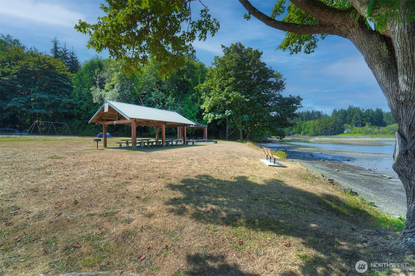 27019 Woodside Road Property Photo 36