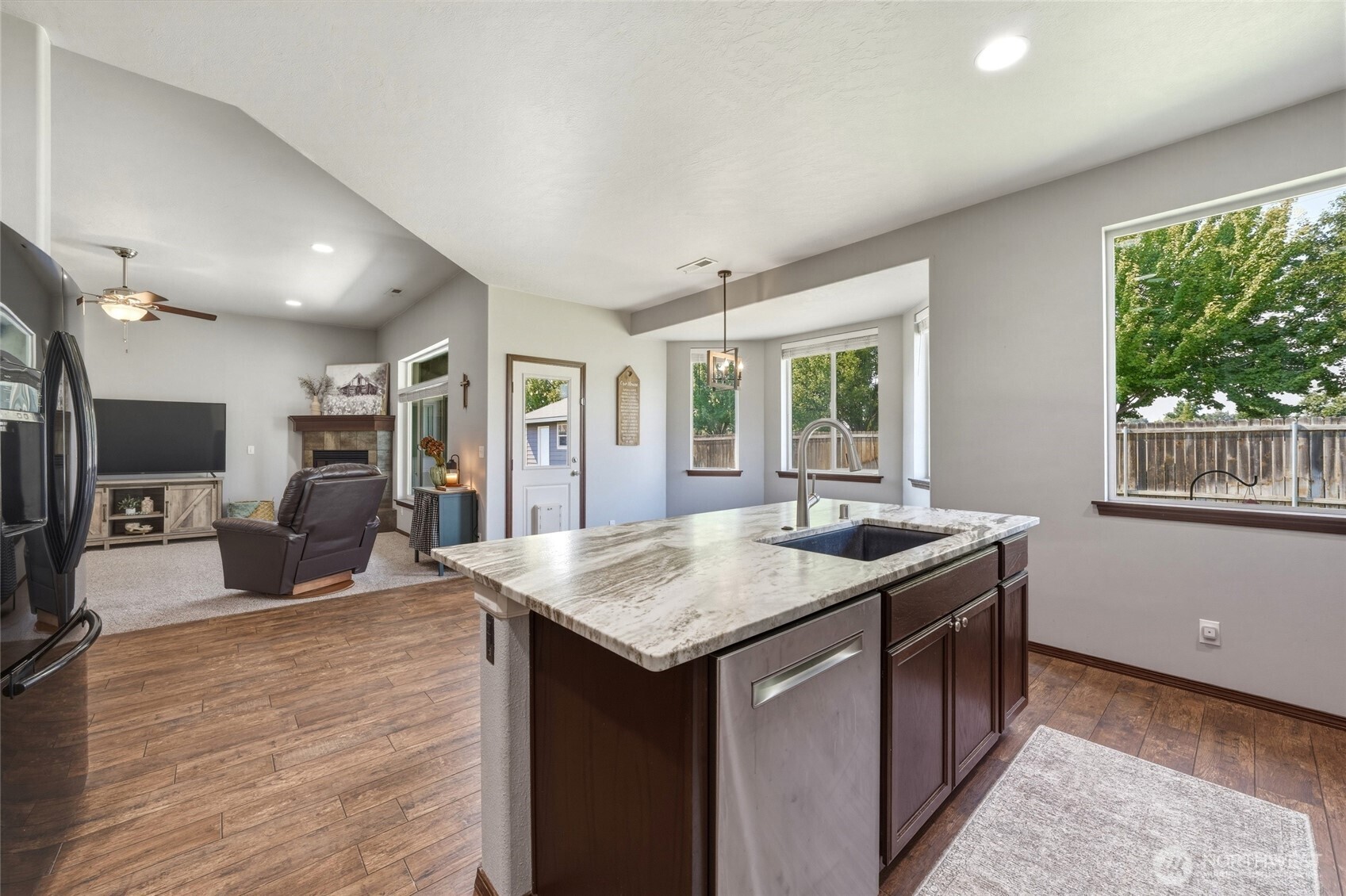 10 Wilshire Street Property Photo 20