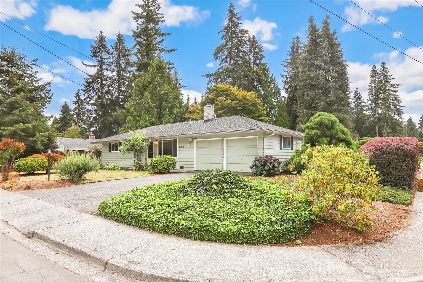 10507 NE 143rd Place Property Photo 1