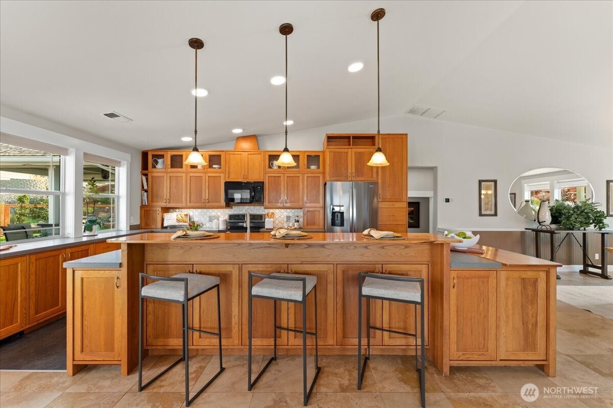 109 Cascade Place Property Photo 15