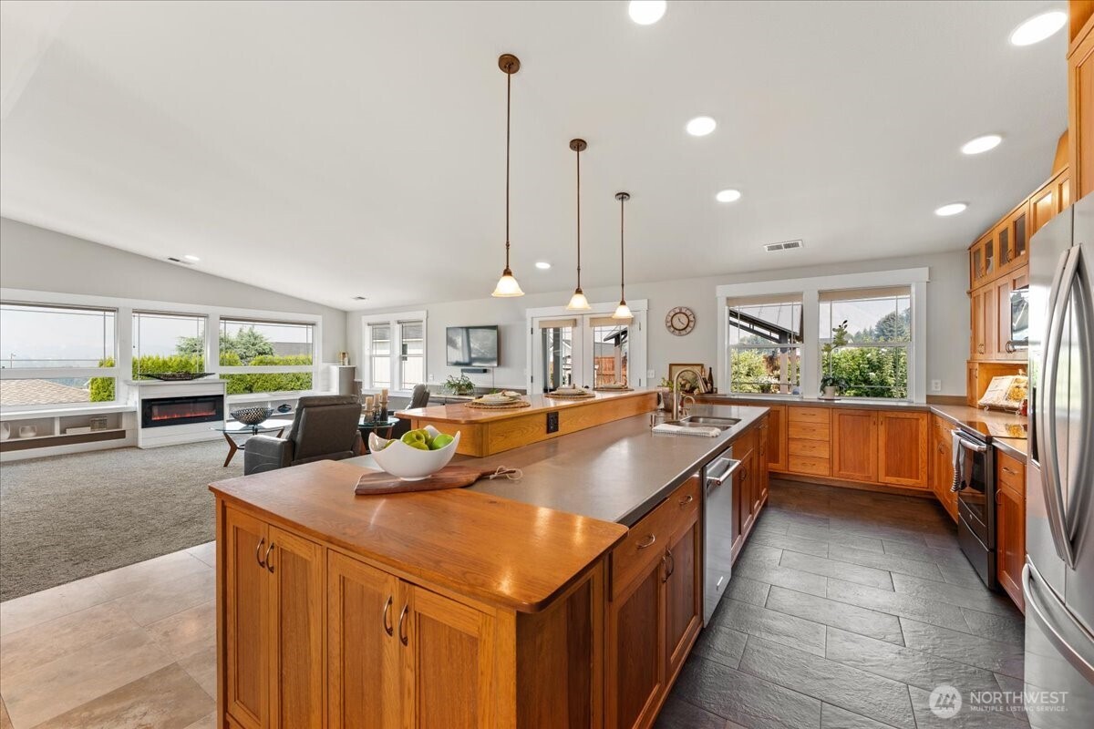 109 Cascade Place Property Photo 16