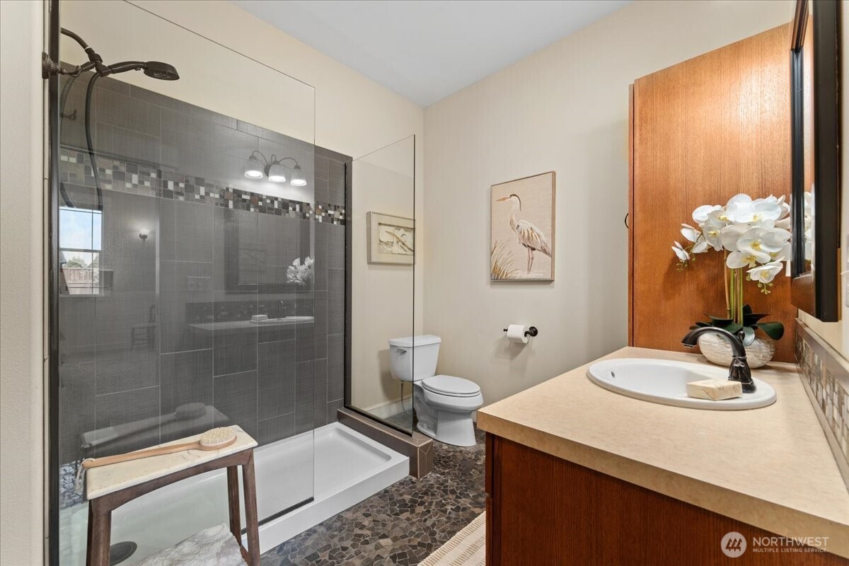 109 Cascade Place Property Photo 20