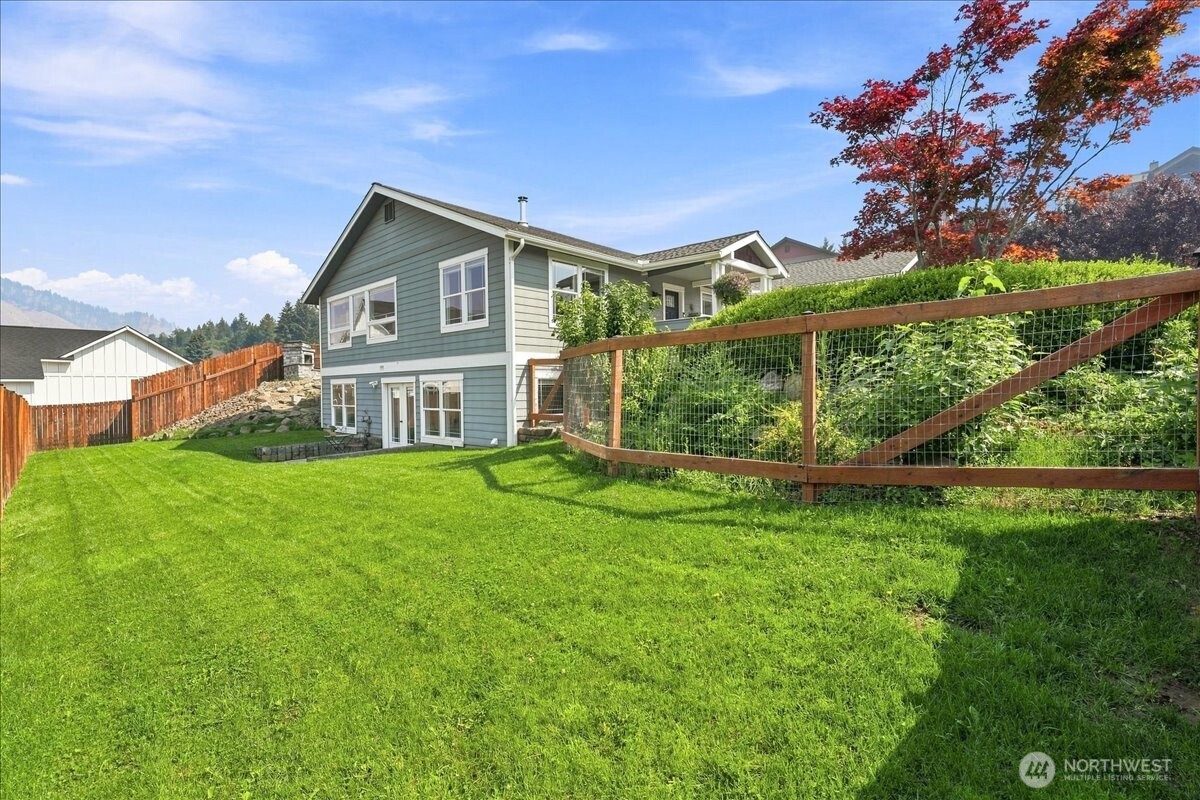 109 Cascade Place Property Photo 35