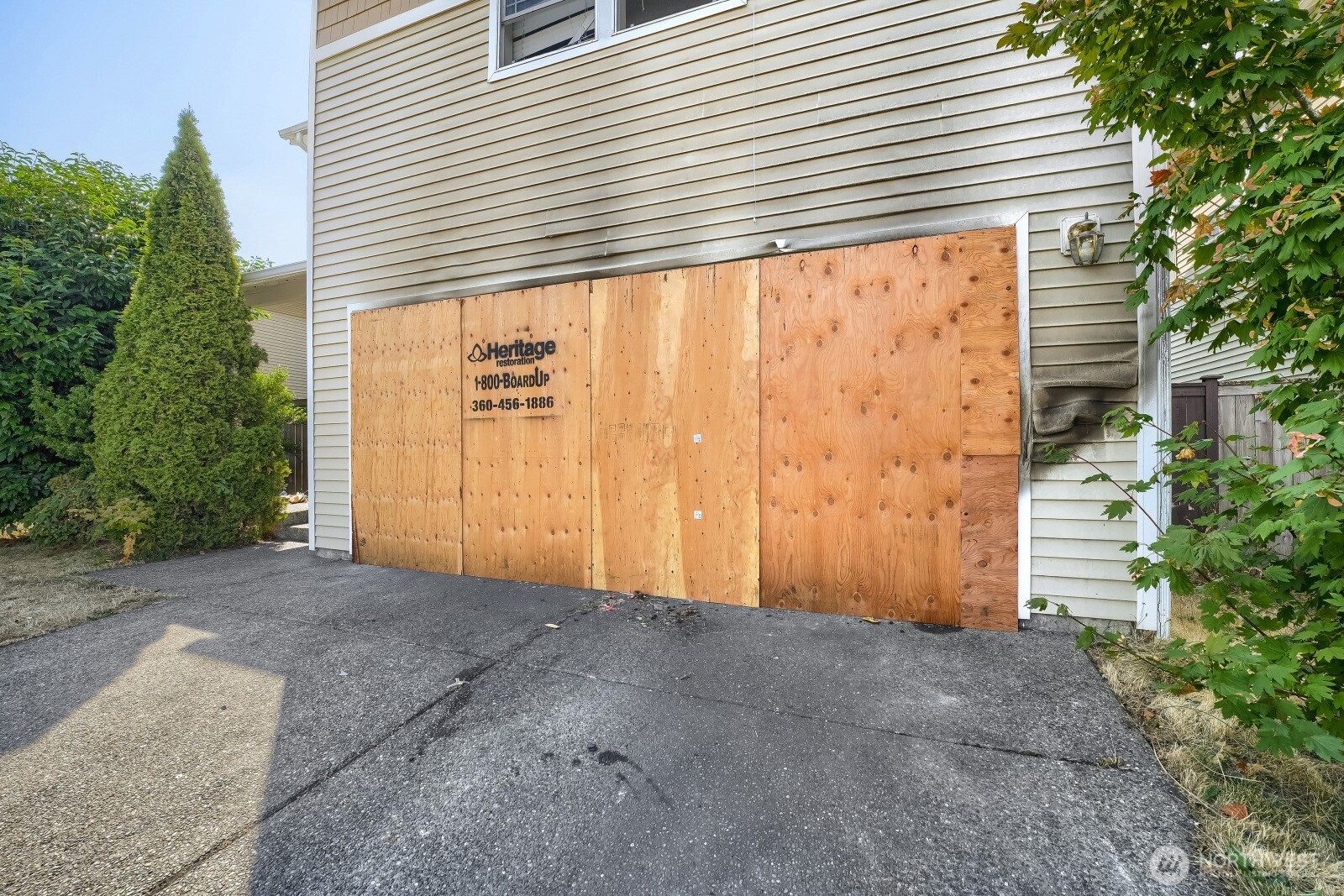 9502 187th Street Ct Property Photo 2