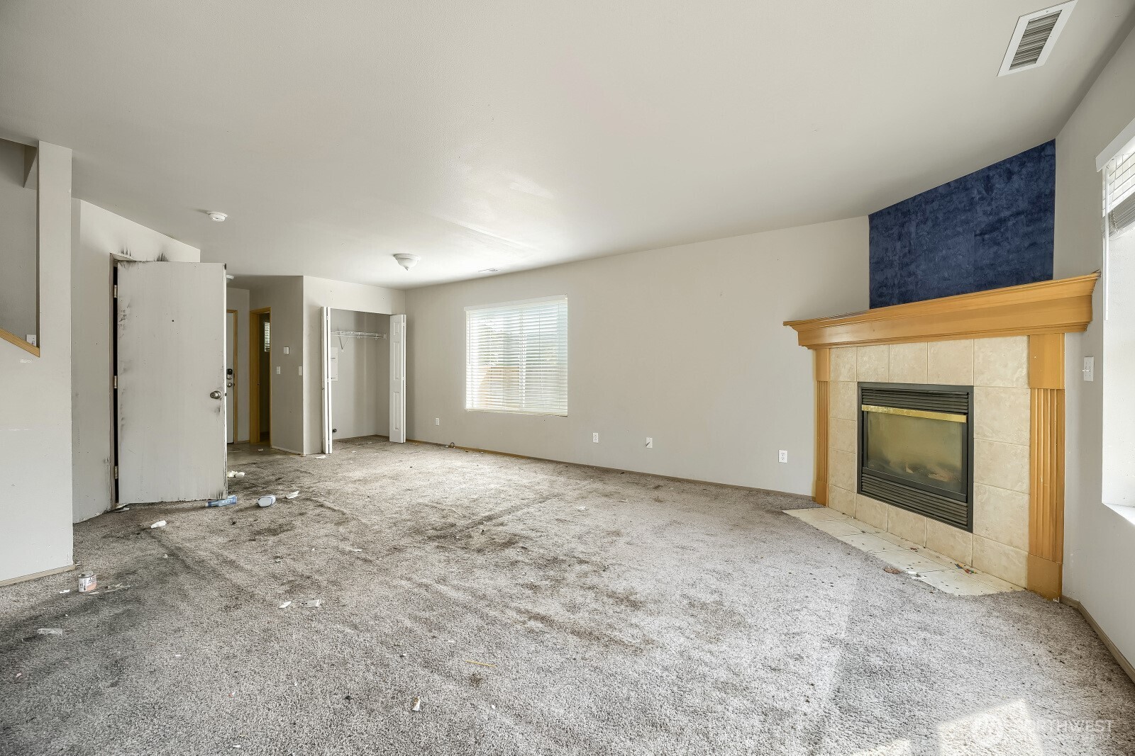 9502 187th Street Ct Property Photo 6