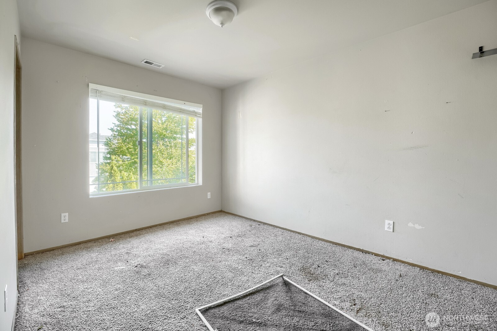 9502 187th Street Ct Property Photo 14