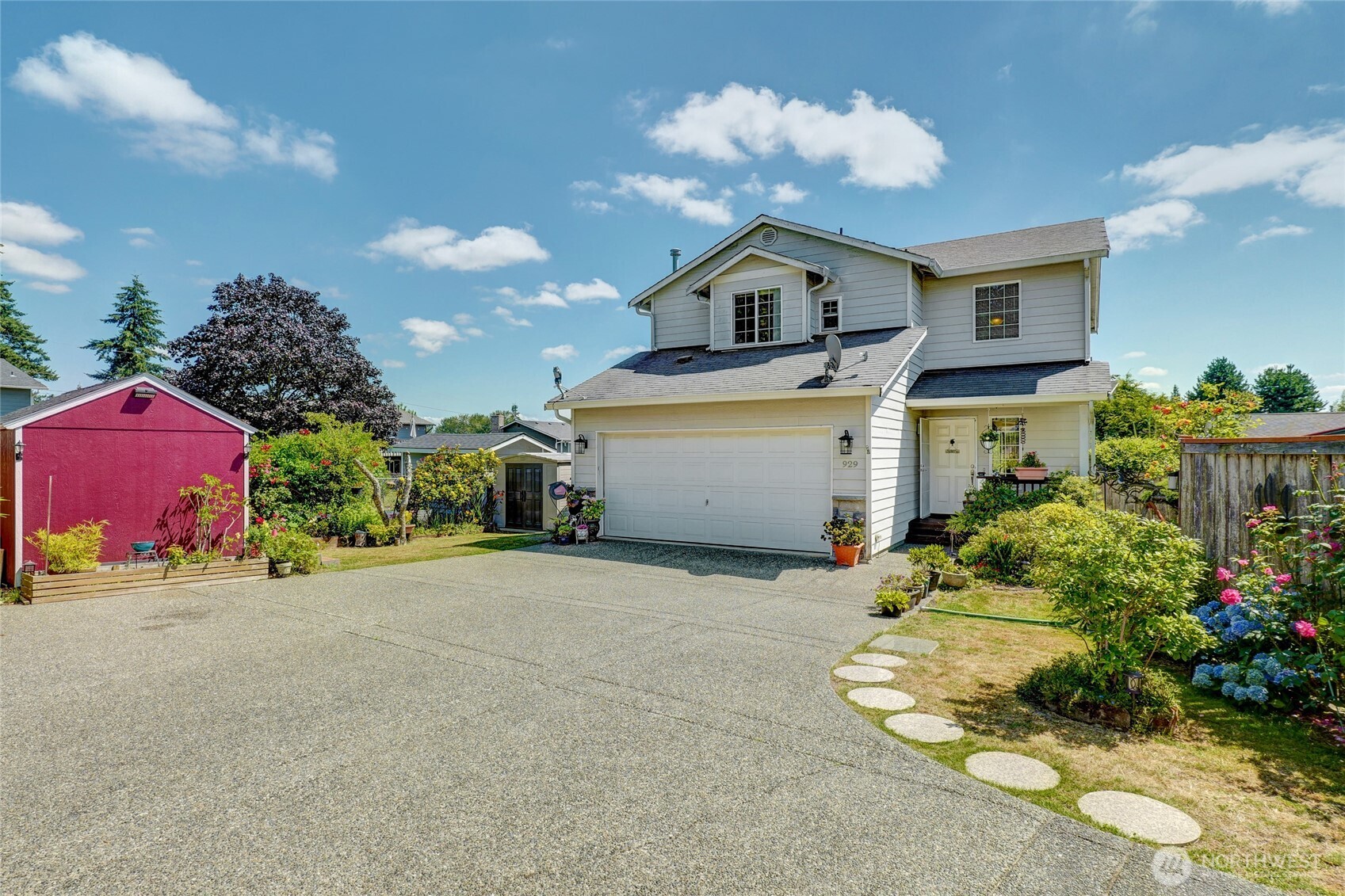 929 149th Place Property Photo 1