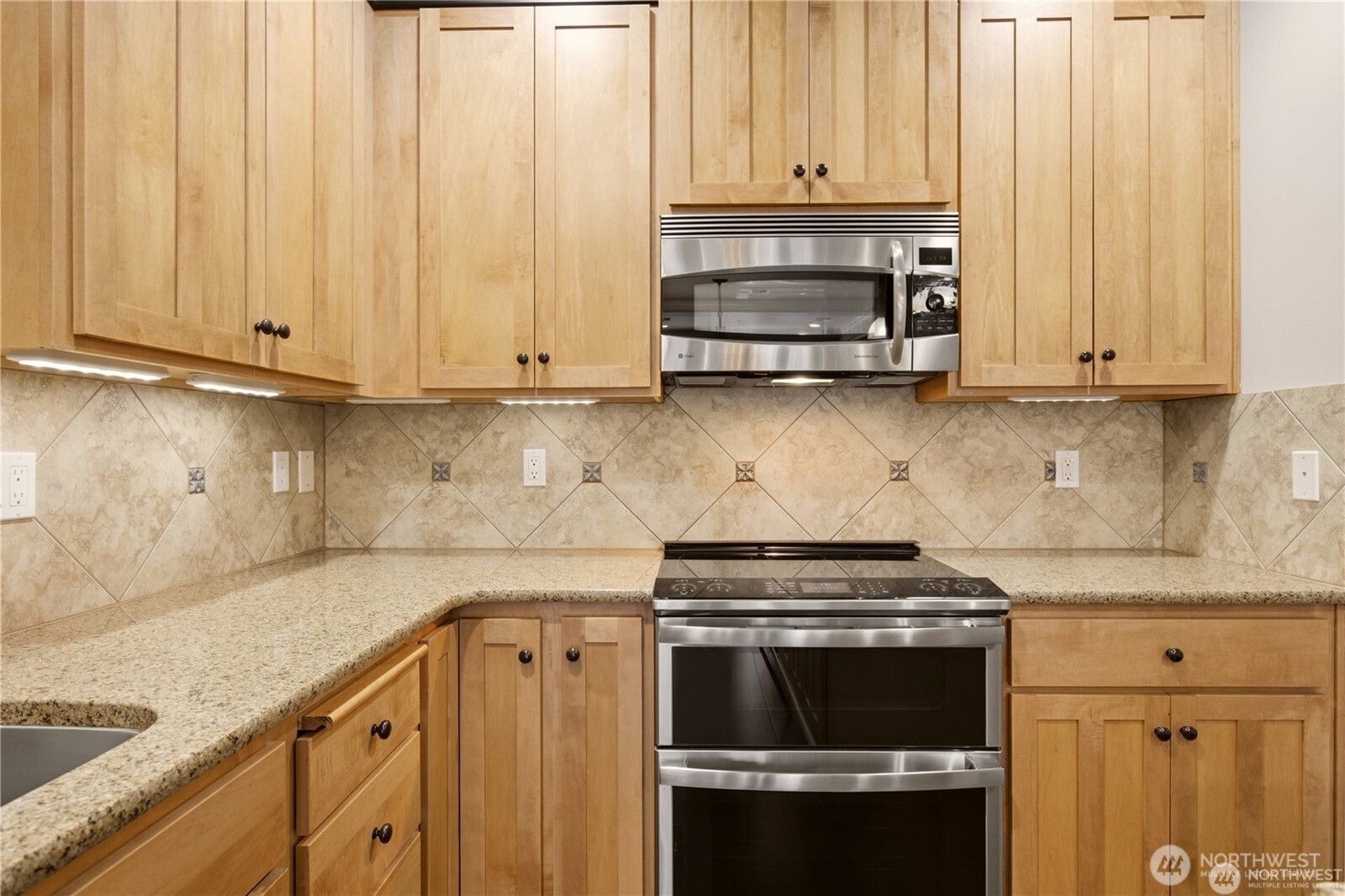 505 Broadway 704 Property Photo 12