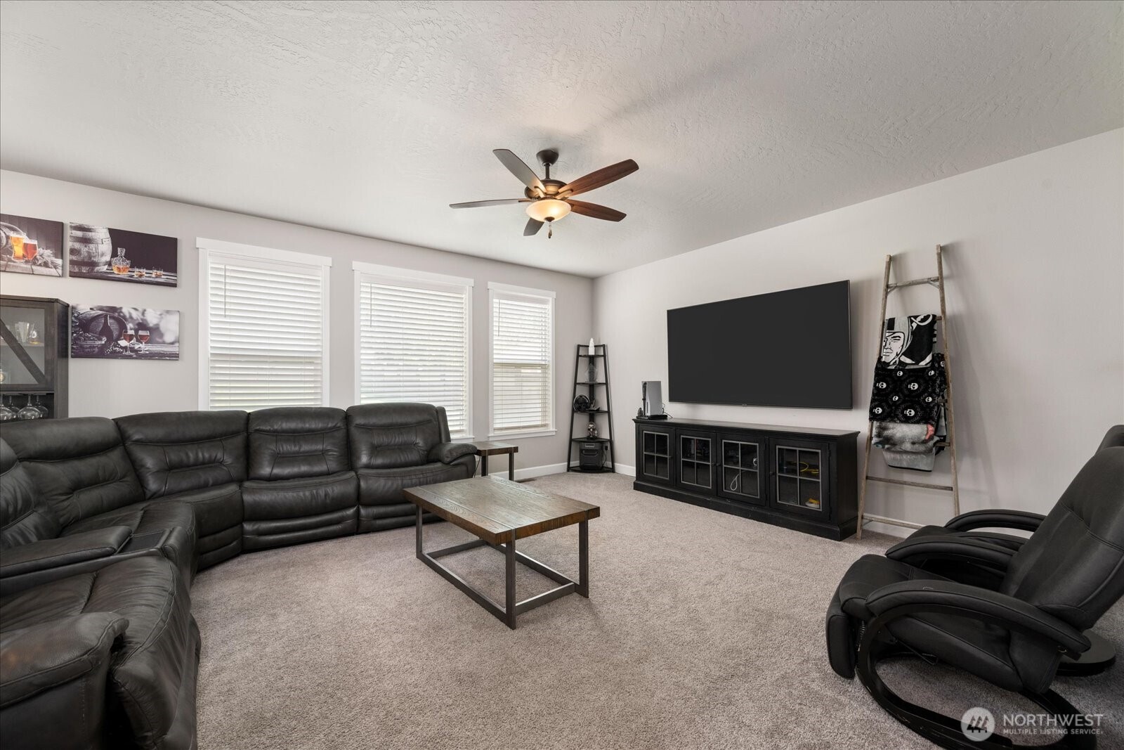 3211 Indigo Lane Property Photo 3