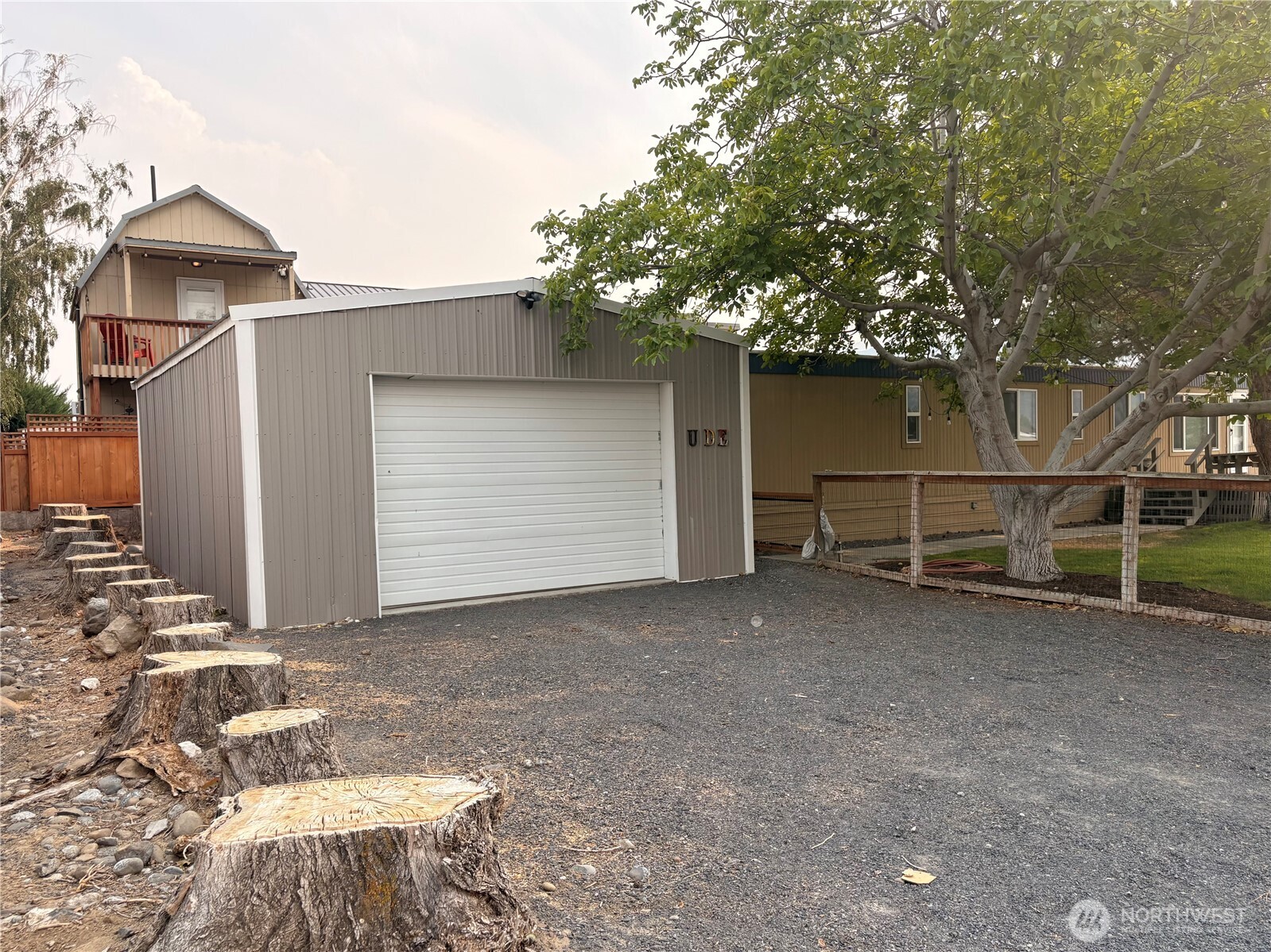 785 Chukar Place Property Photo 5