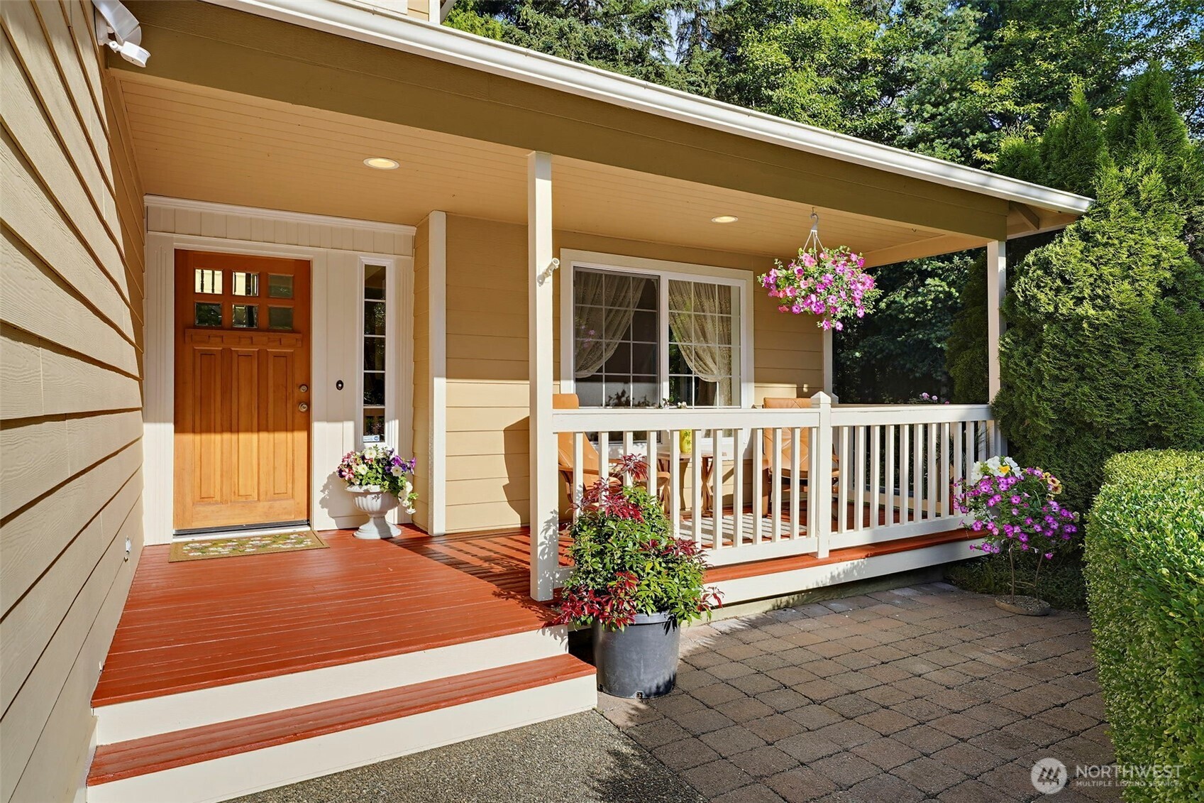 14908 47th Avenue Property Photo 2