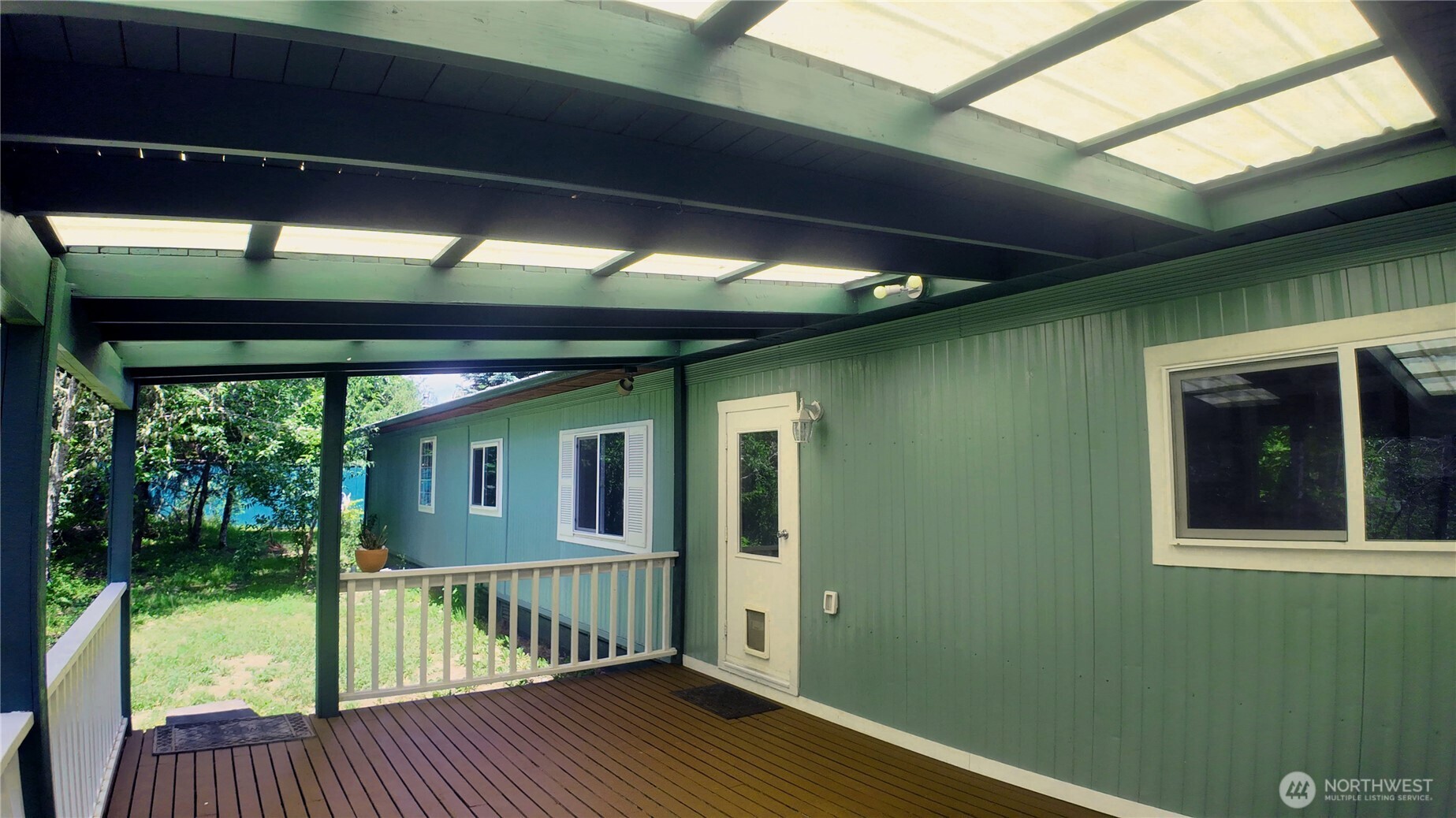 9601 El Camino Lane Property Photo 4