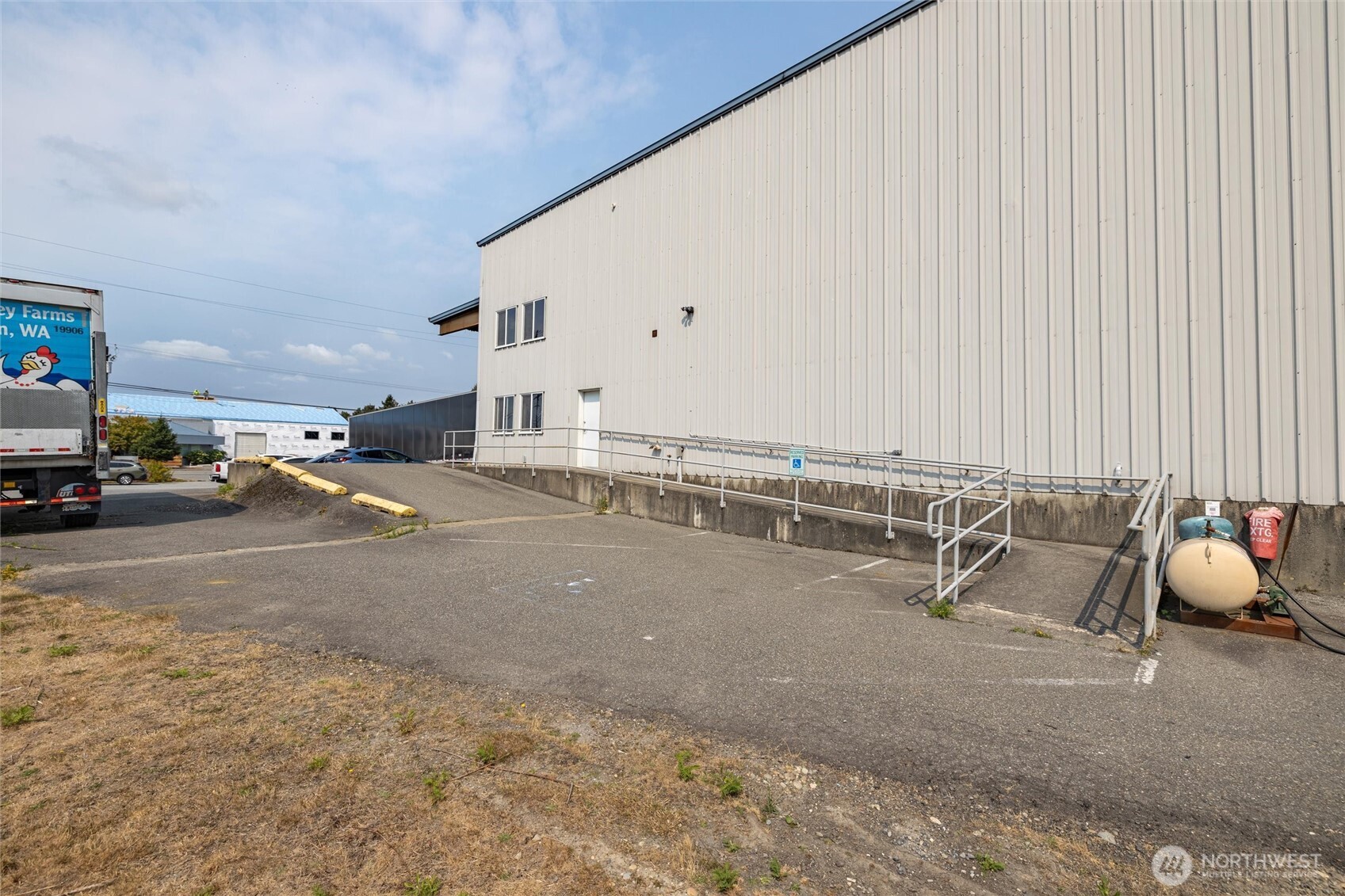 3616 Old Highway 99 South Road Property Photo 18