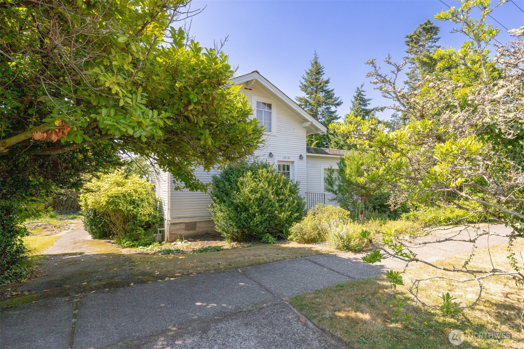 1414 Mckenzie Avenue Property Photo 4