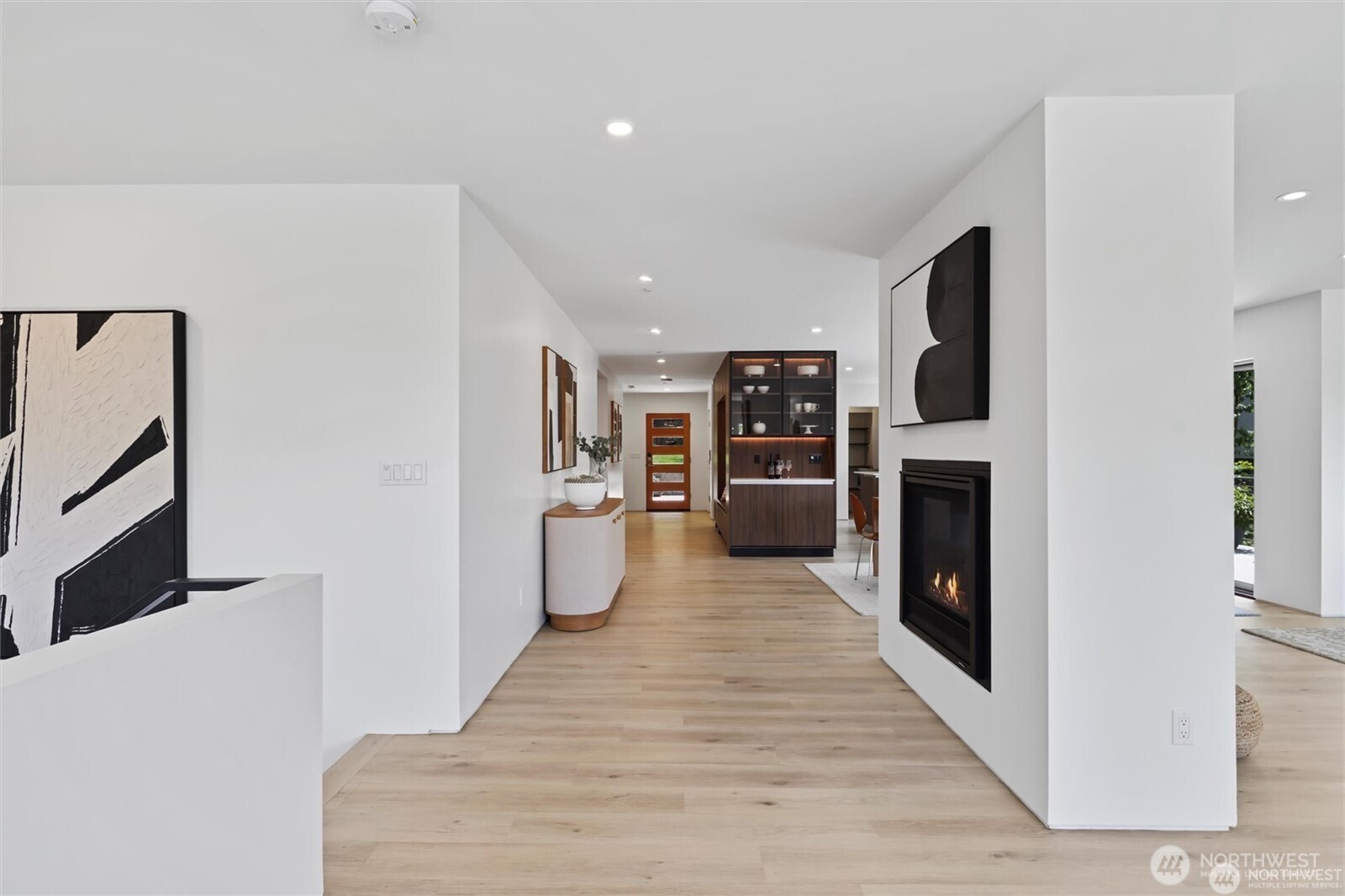 6304 Lakeview Drive Property Photo 10