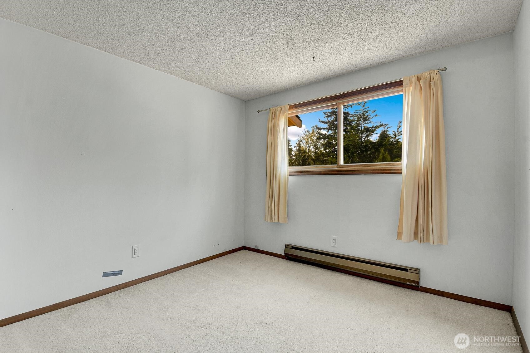 1906 114th Drive Property Photo 14