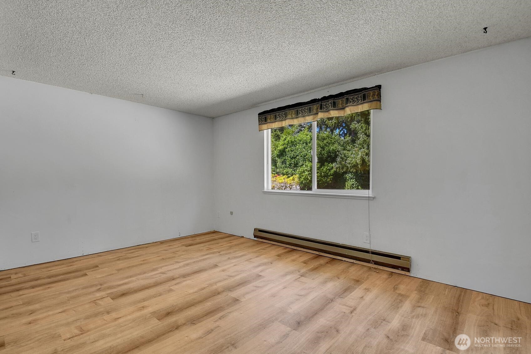 1906 114th Drive Property Photo 15