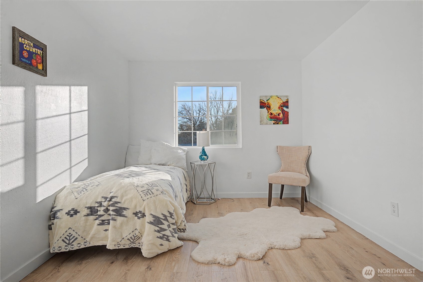 225 S D Property Photo 16