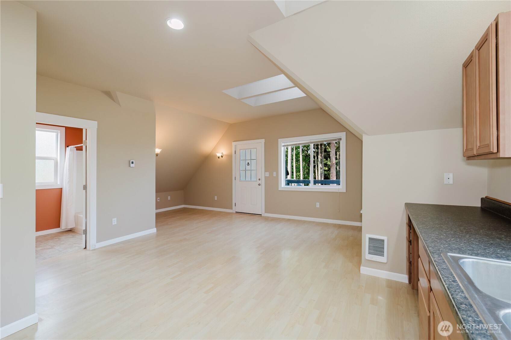 10154 Nw Merlins Lane Property Photo 17