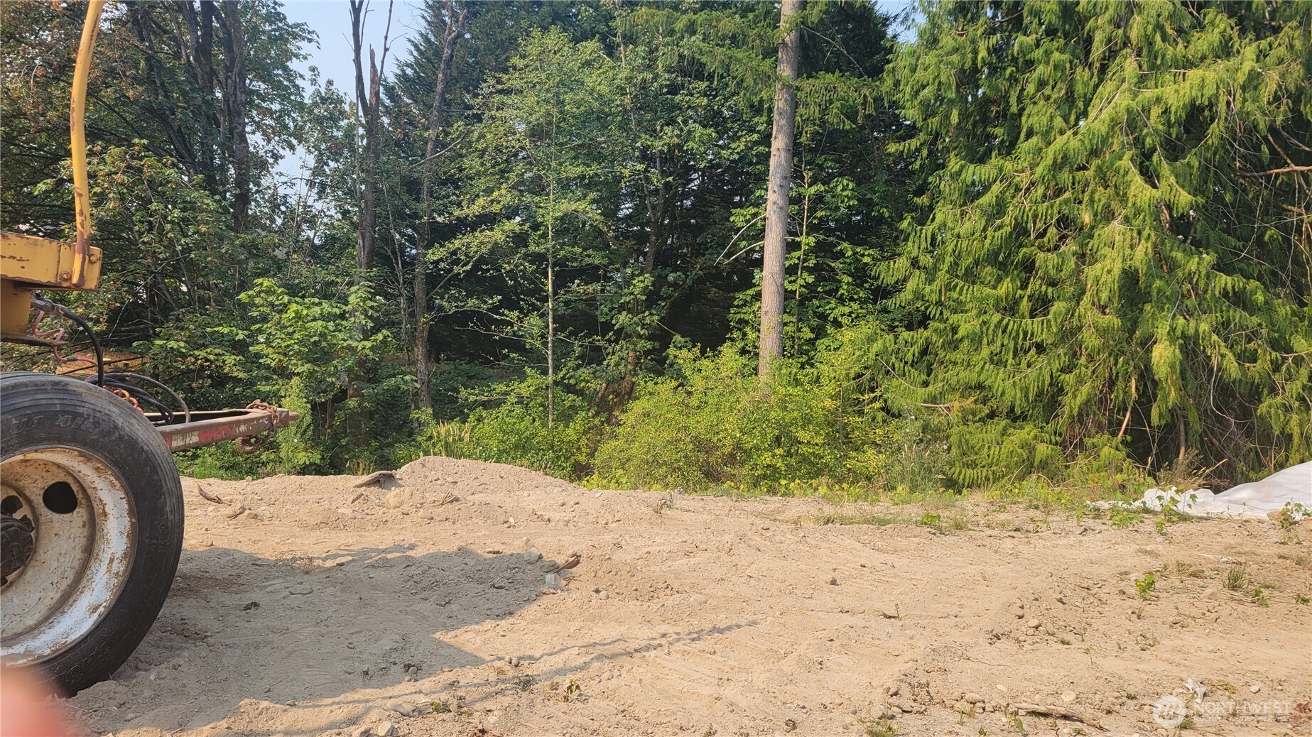 15826 2nd Place Property Photo 6