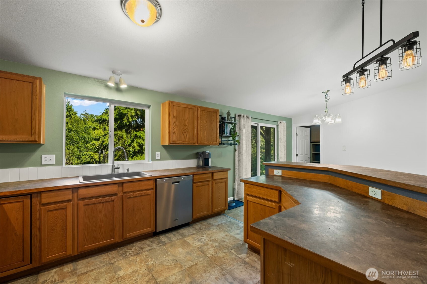 600 E Probert Road Property Photo 12