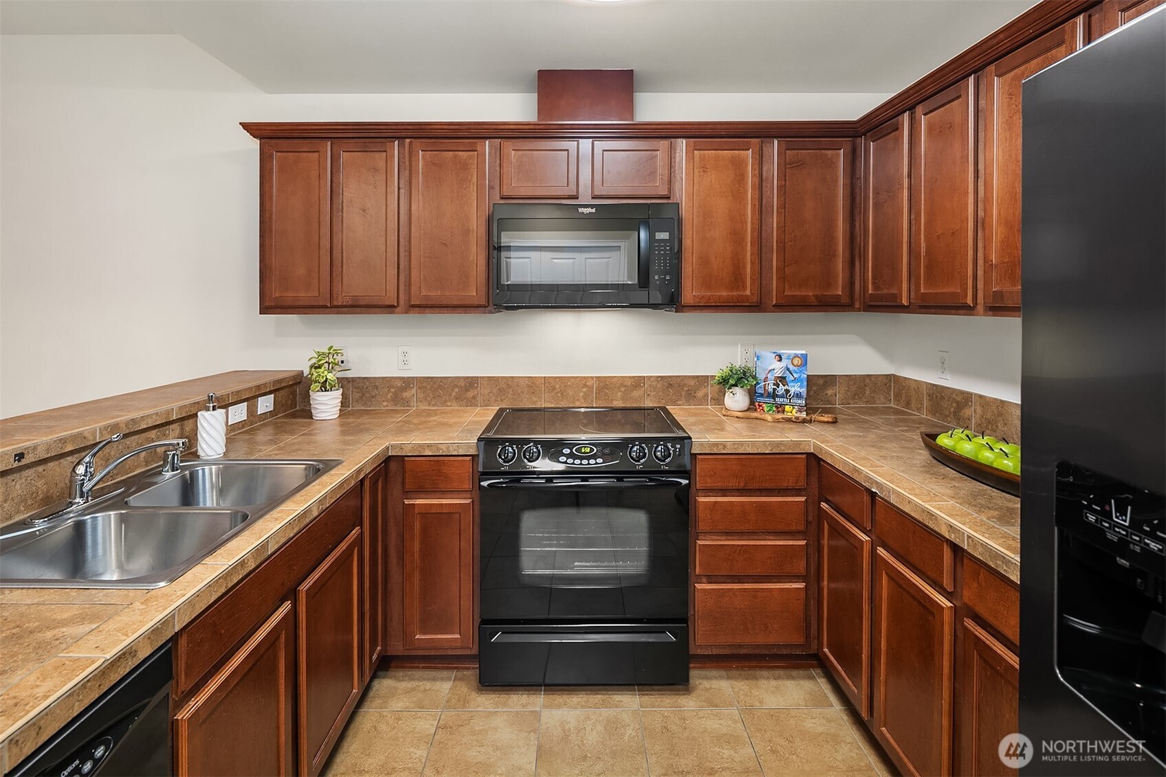 1731 10th Avenue B115 Property Photo 4
