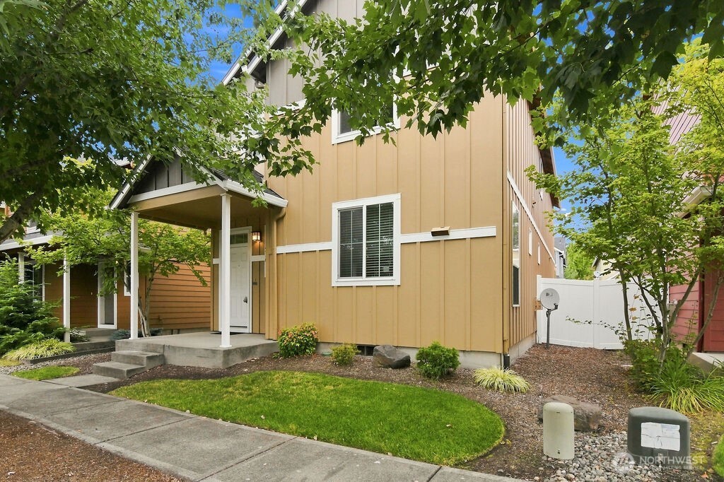1210 Se 7 Street Property Photo 4