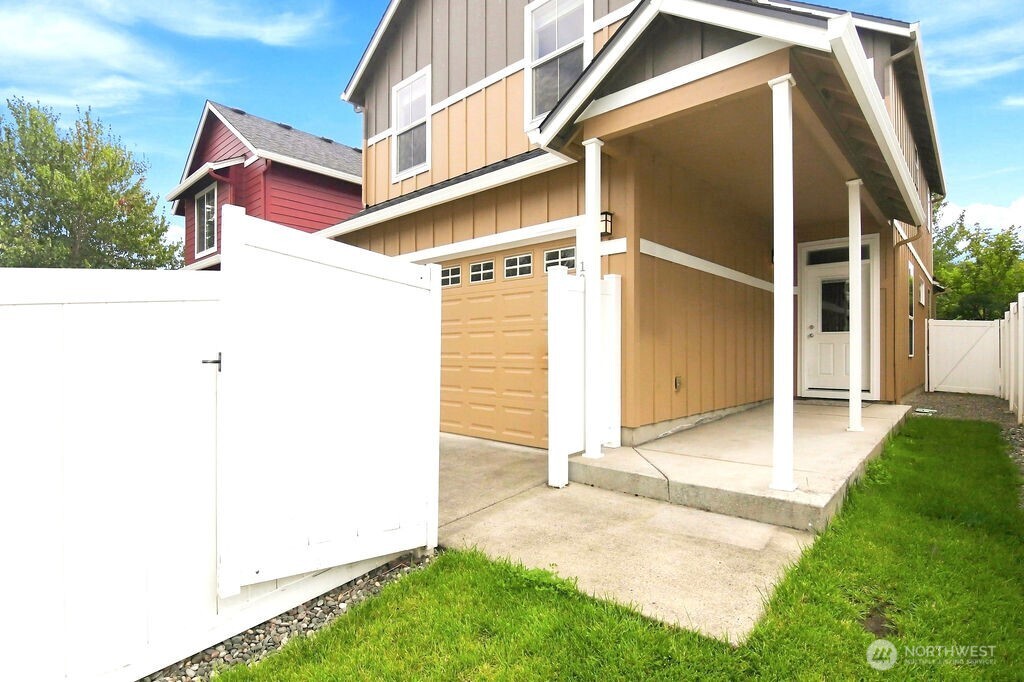 1210 Se 7 Street Property Photo 5