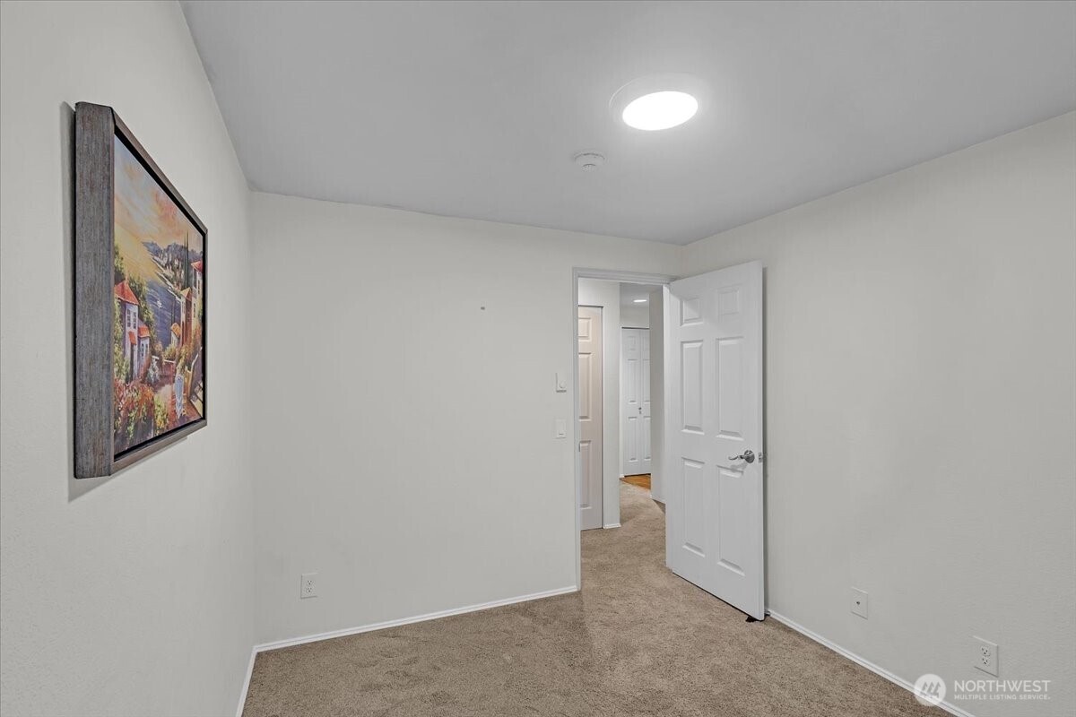 8653 Avondale Rd D208 Property Photo 15