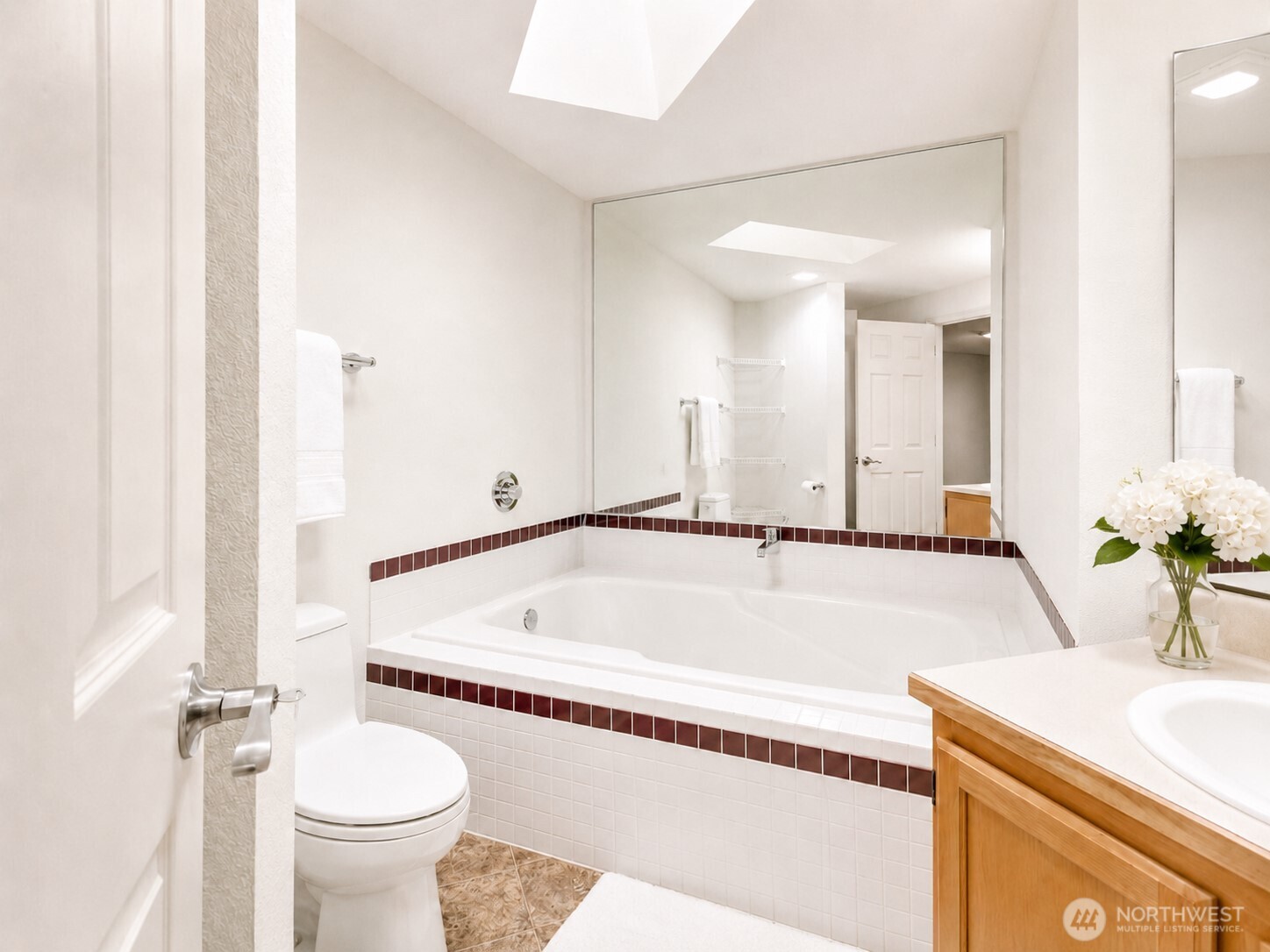 8653 Avondale Rd D208 Property Photo 21