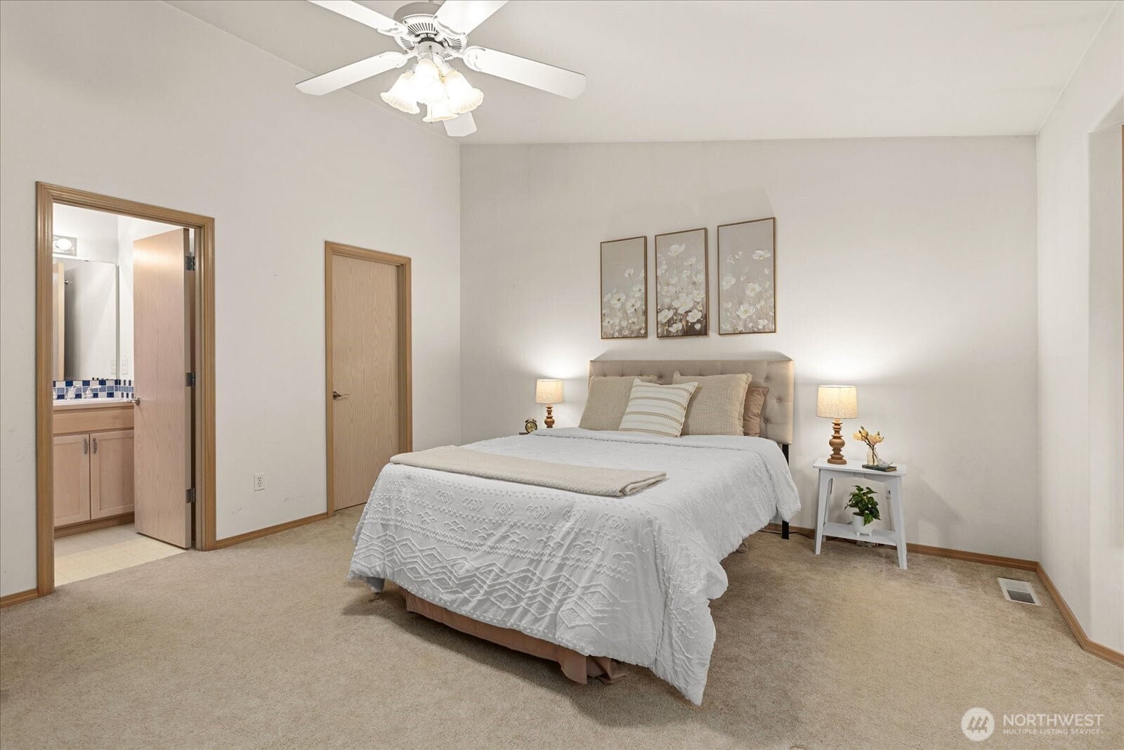 2505 Lake Drive Property Photo 9