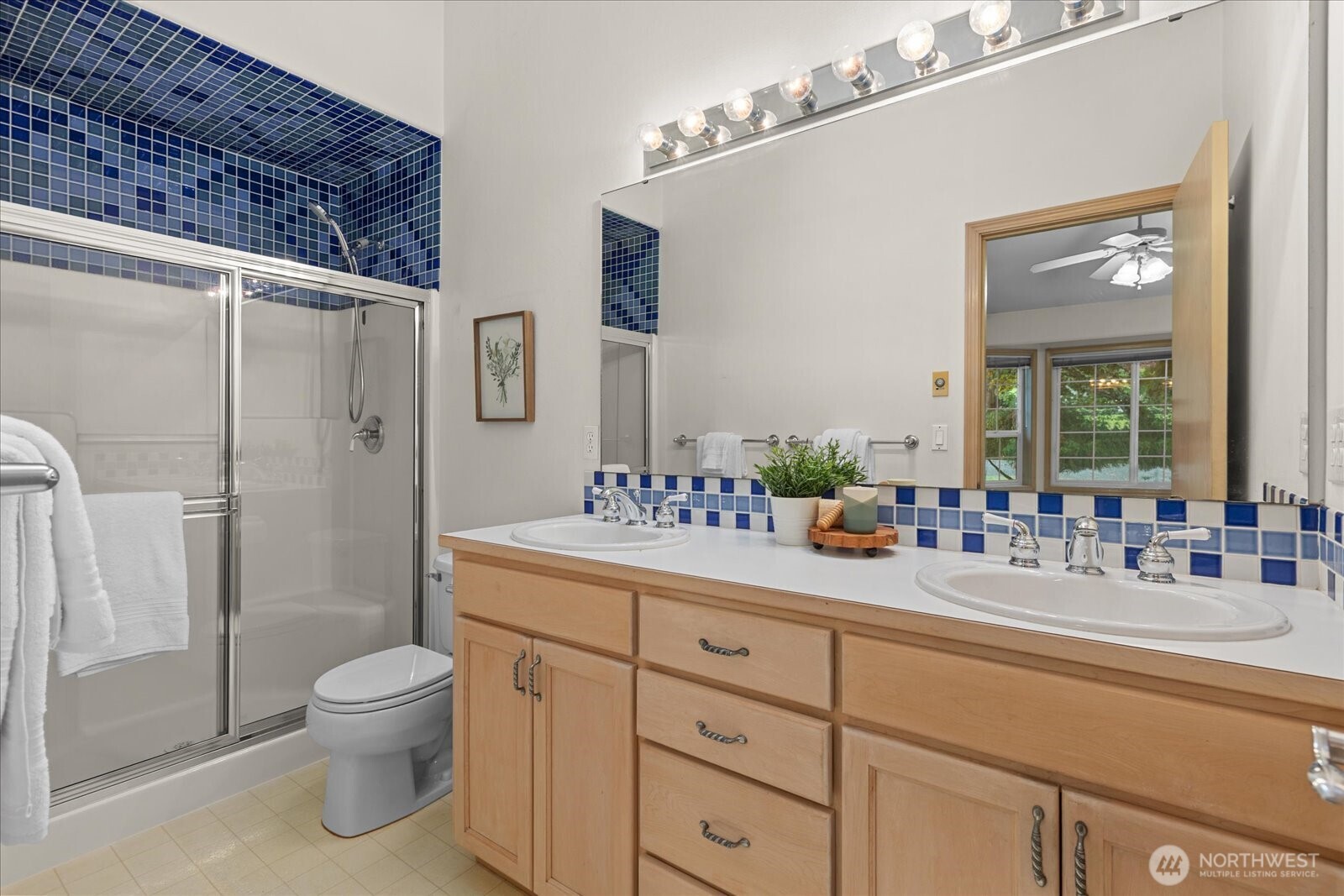 2505 Lake Drive Property Photo 11