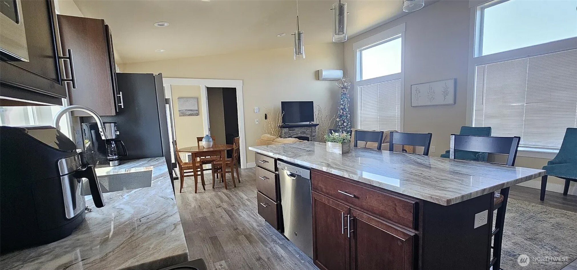 943 Silver King Avenue Property Photo 6