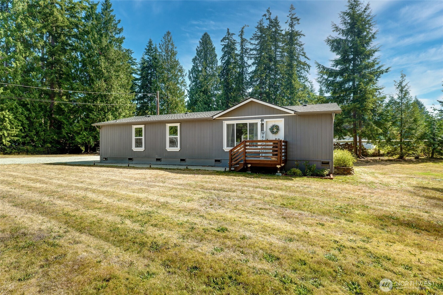 32103 83rd Drive Property Photo 3