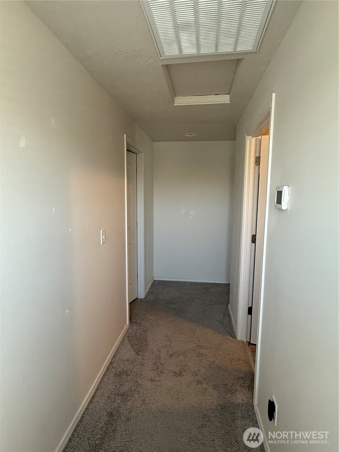 1124 W Aspen Road Property Photo 10