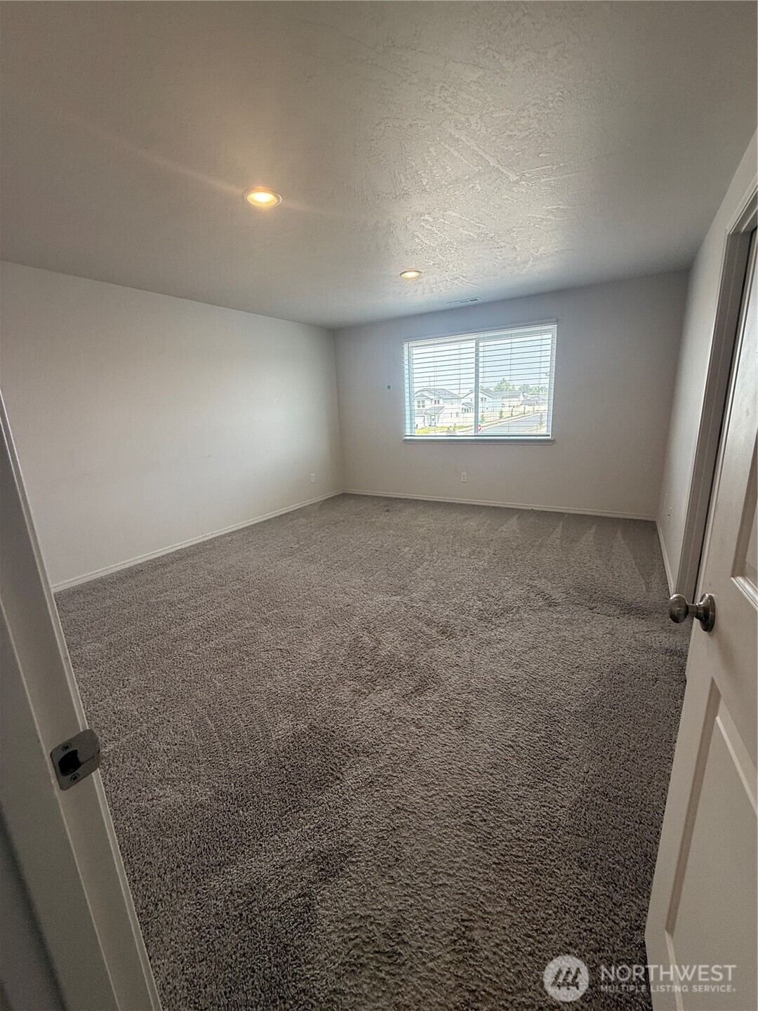 1124 W Aspen Road Property Photo 12