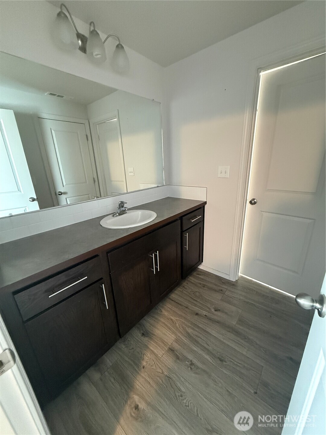 1124 W Aspen Road Property Photo 16