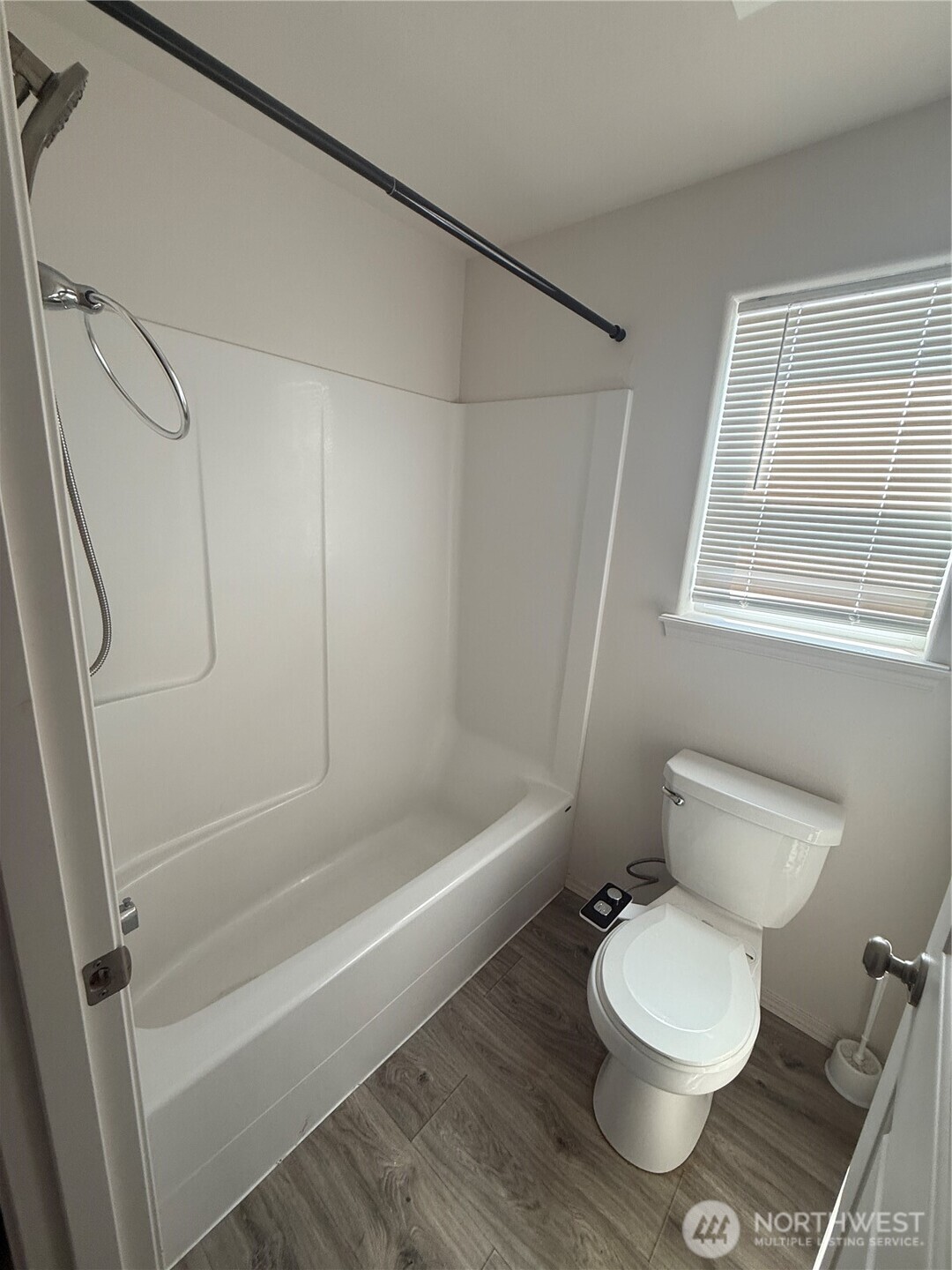 1124 W Aspen Road Property Photo 17