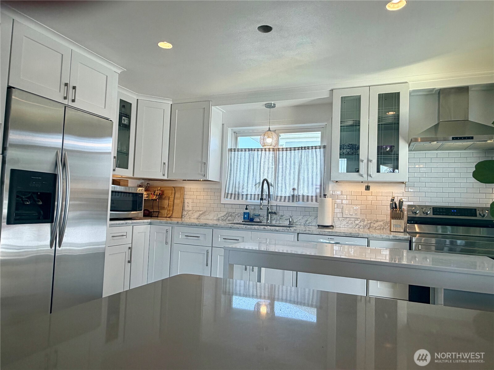 615 Se Mitchum Street Property Photo 11