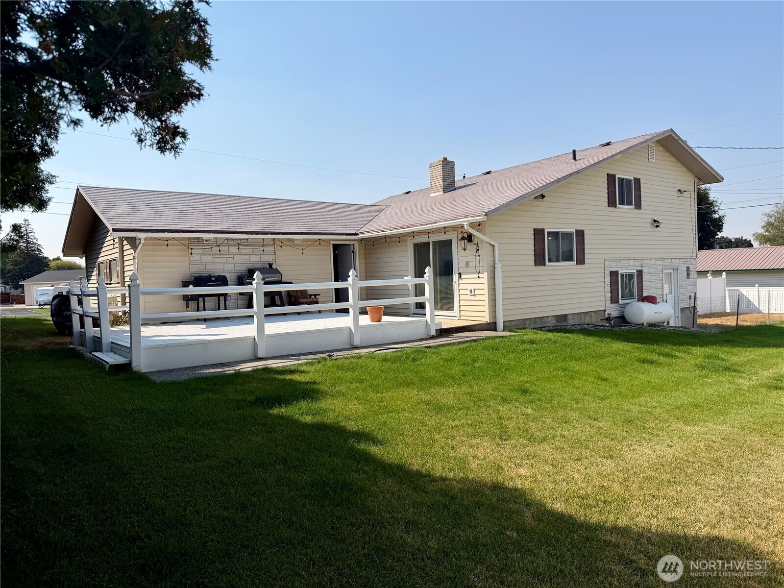 615 Se Mitchum Street Property Photo 33